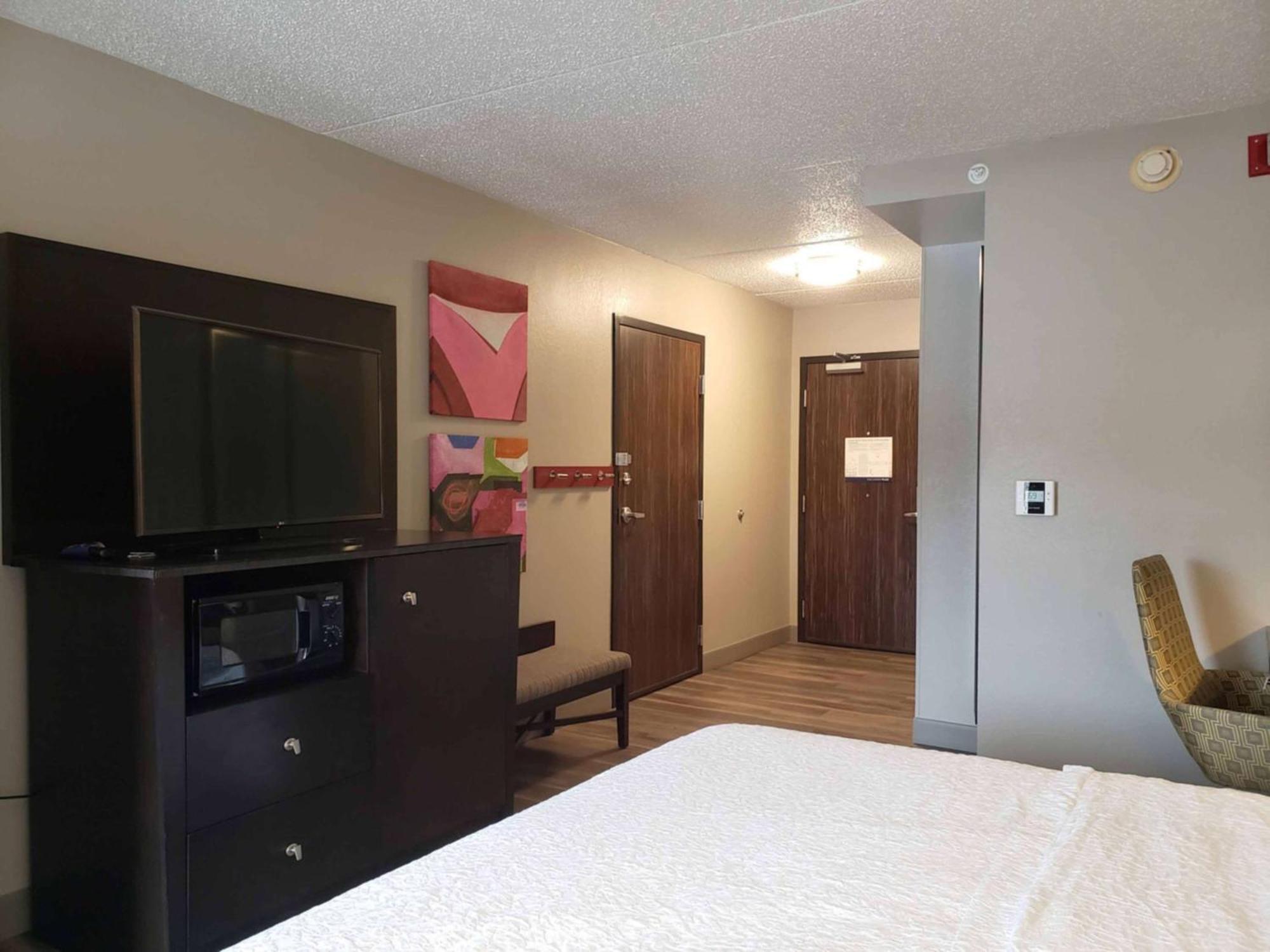 Hampton Inn Greensburg Buitenkant foto